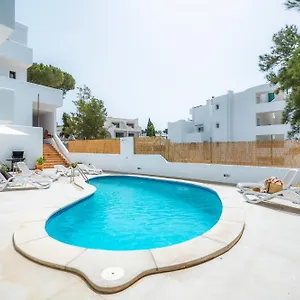 https://white-suites-2.balearic-islands.net